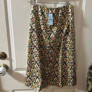 *FINAL* LOFT OUTLET WRAP OVER SATIN FLORAL MIDI SKIRT: GRAY: NWT:SZ XS PETITE
